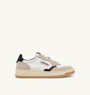 Black / White Autry Medalist Low Sneakers Canvas Leather | RQBLKM625