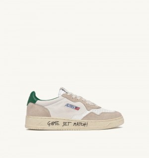 Green / White Autry Medalist Low Sneakers Leather Suede Green | IVXMKL435