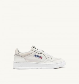 White Autry Medalist Low Sneaker Optical Goat Leather | XGOQIH719