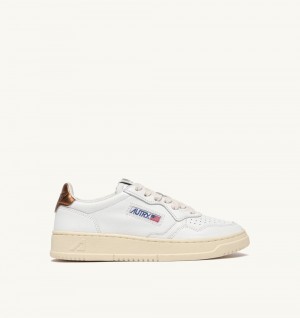 White Autry Medalist Low Sneakers Leather | CVORTN428