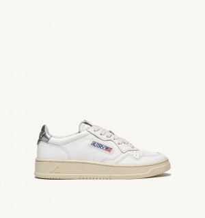 White / Silver Autry Medalist Low Sneakers Leather | JNDUBA318