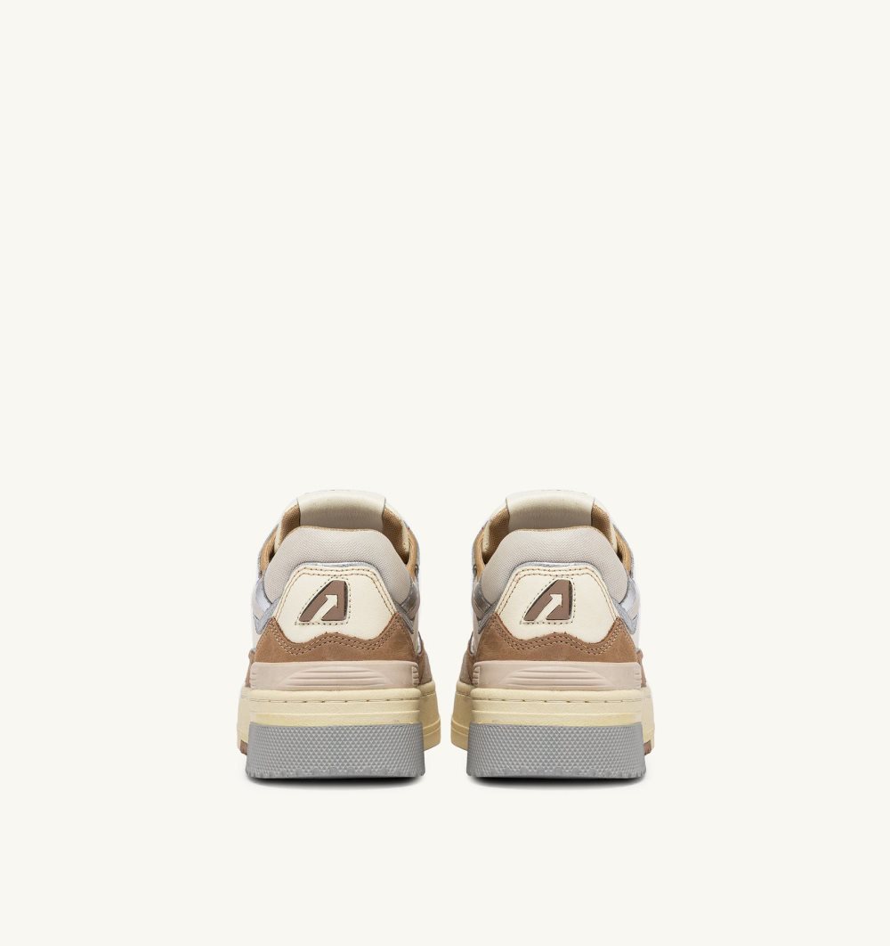 Beige Autry Clc Low Sneakers Suede Nubuck | TWPRNC186