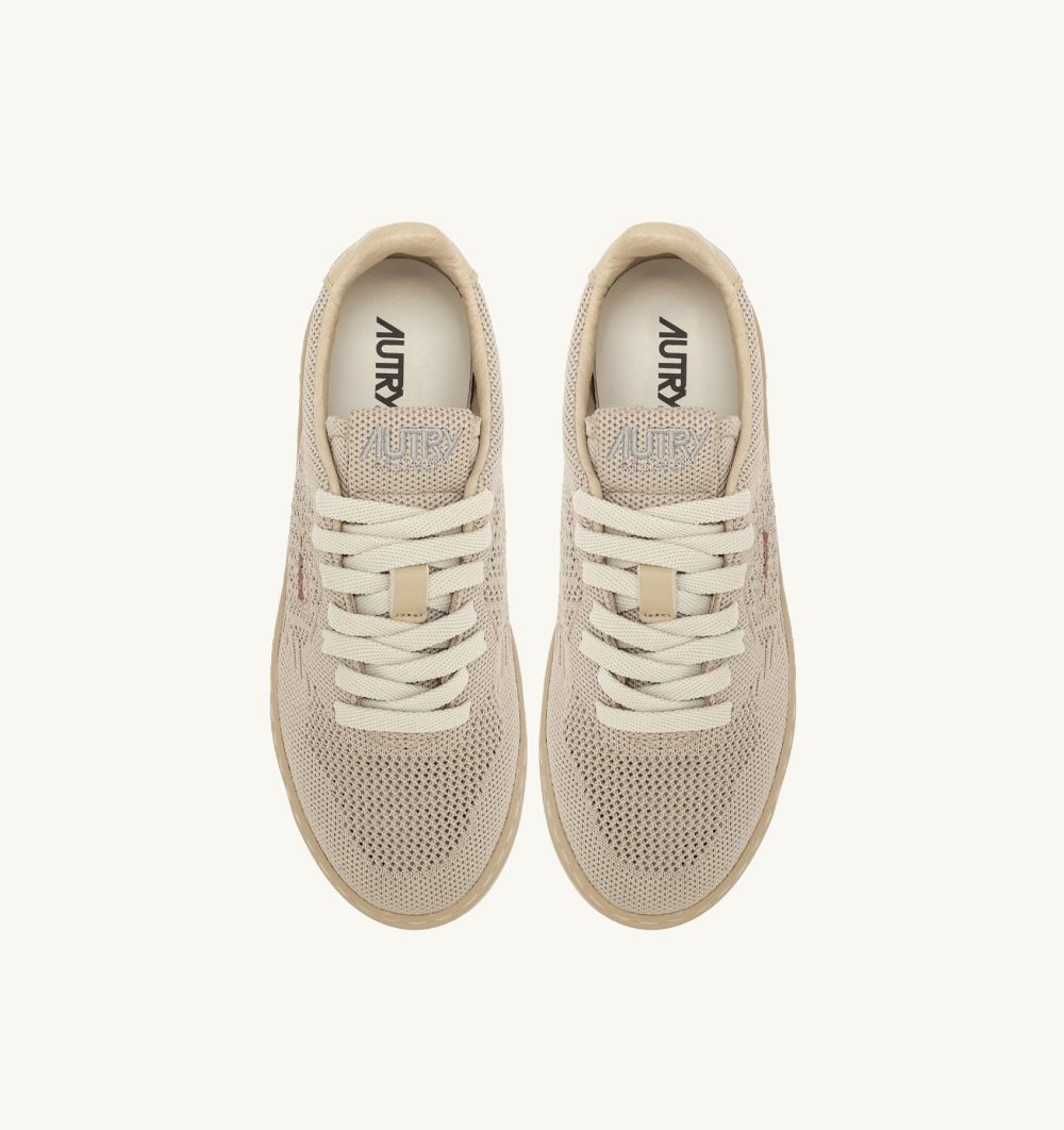 Beige Autry Easeknit Medalist Low Sneakers Mojave Desert | XPLGVY926