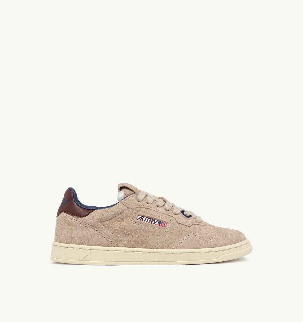 Beige Autry New Flat Low Sneakers Ecru Fudgesickle Suede | EPBUCO542