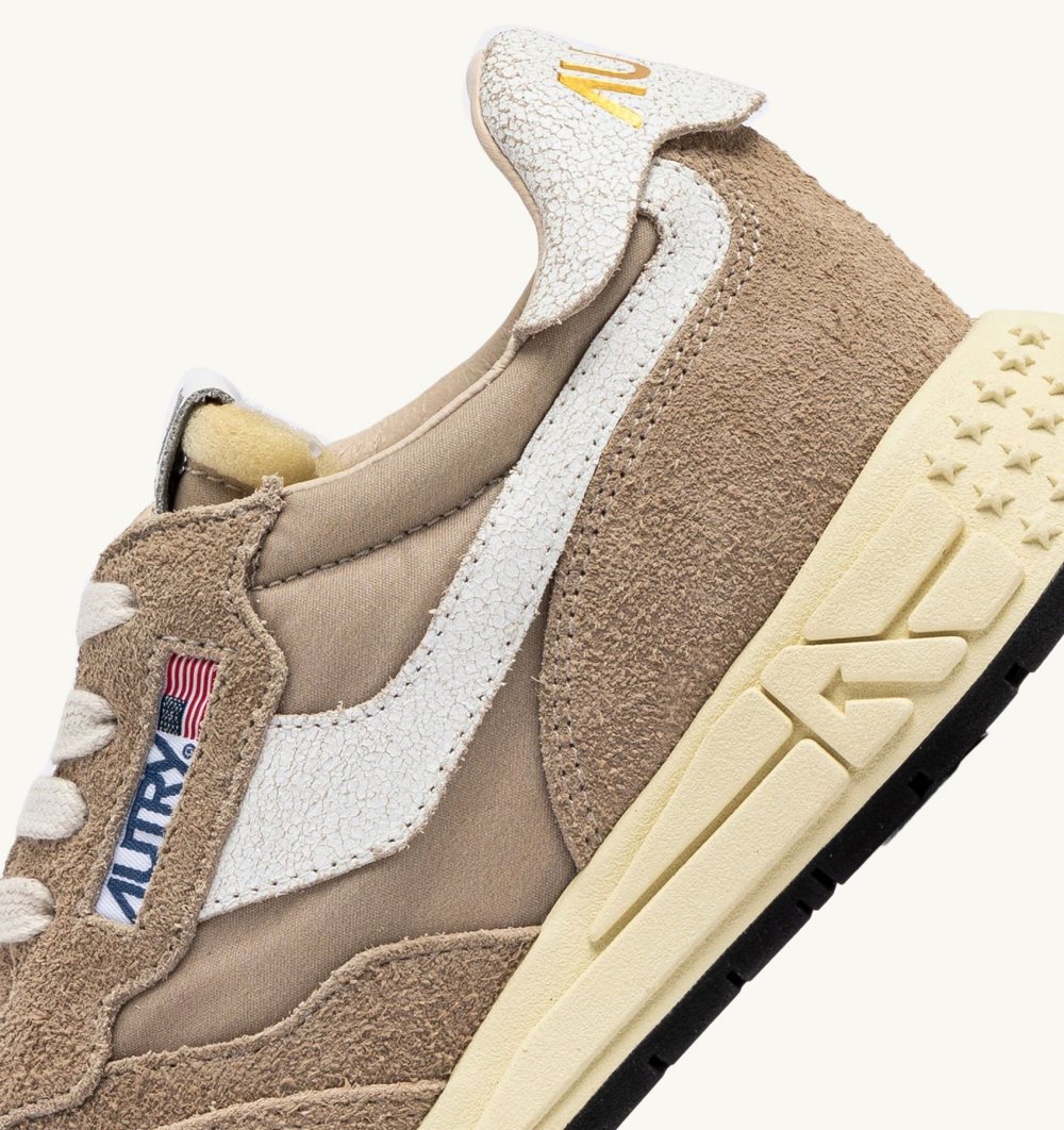 Beige Autry Reelwind Low Sneakers Pepper Cracked Leather Nylon | GXCZUI760