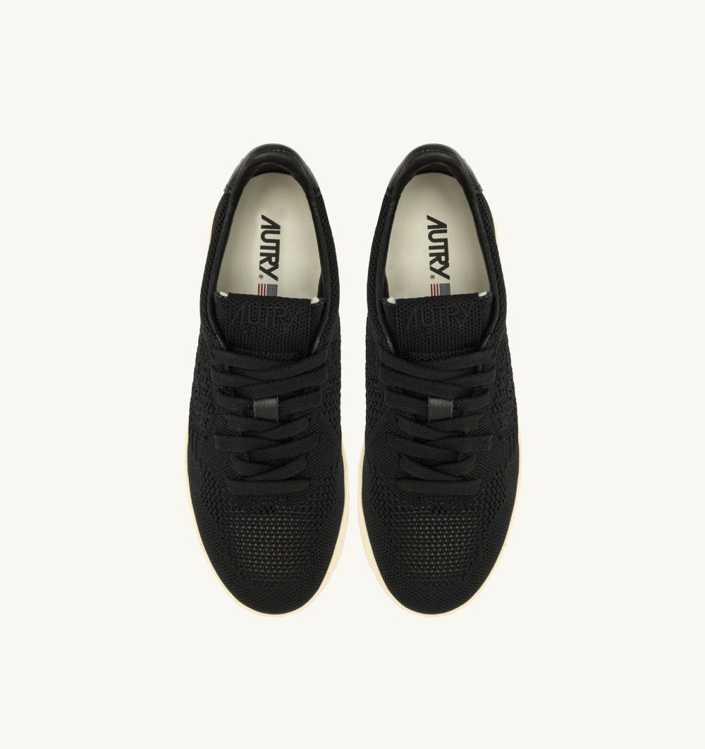 Black Autry Easeknit Medalist Low Sneakers Black | WHAVEC047