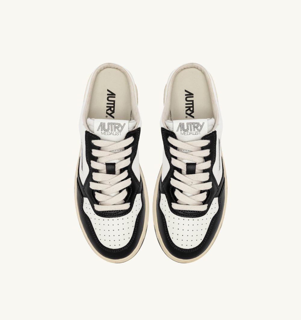 Black / White Autry Medalist Sabot Sneakers Leather | WLIEXY132