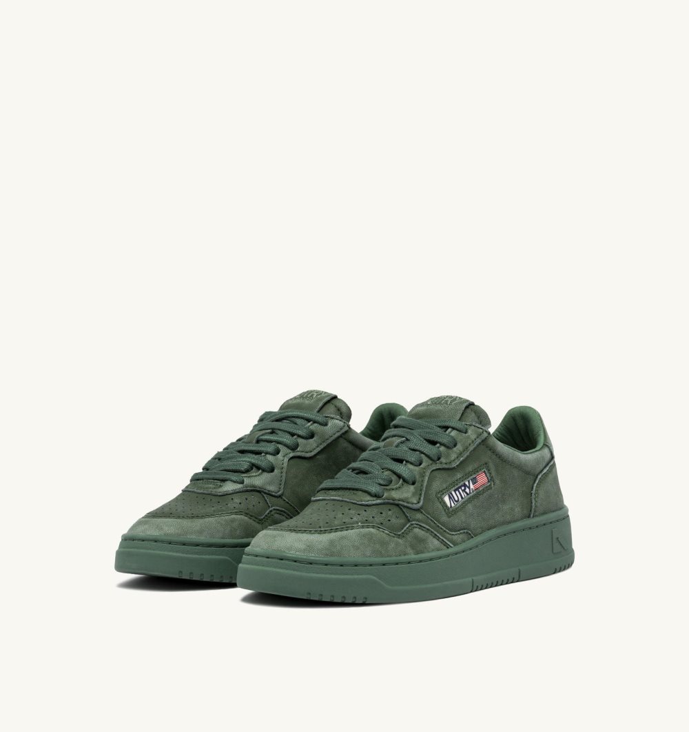 Green Autry Medalist Low Sneakers Goatskin | QXYHZK034