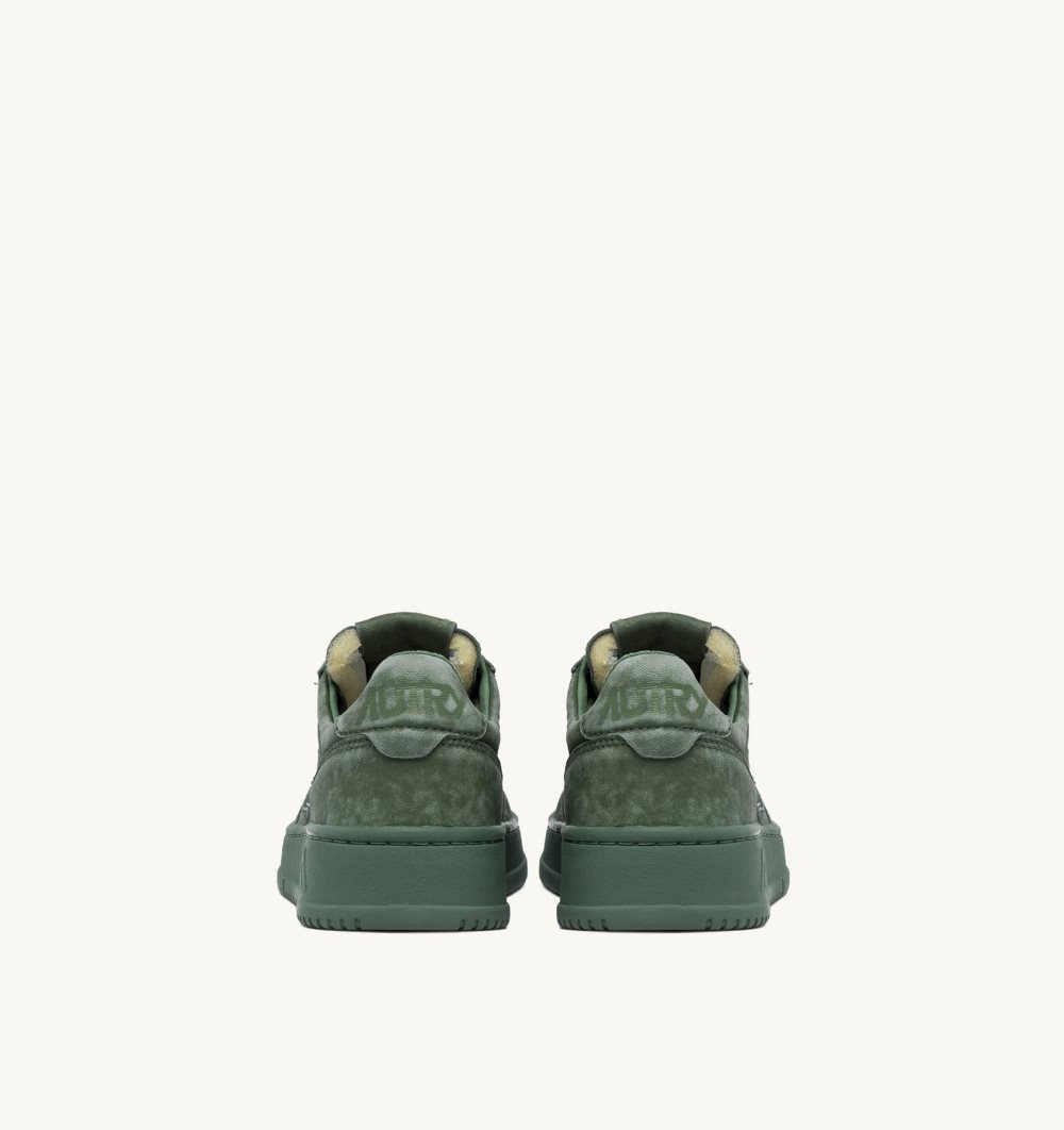 Green Autry Medalist Low Sneakers Goatskin | QXYHZK034