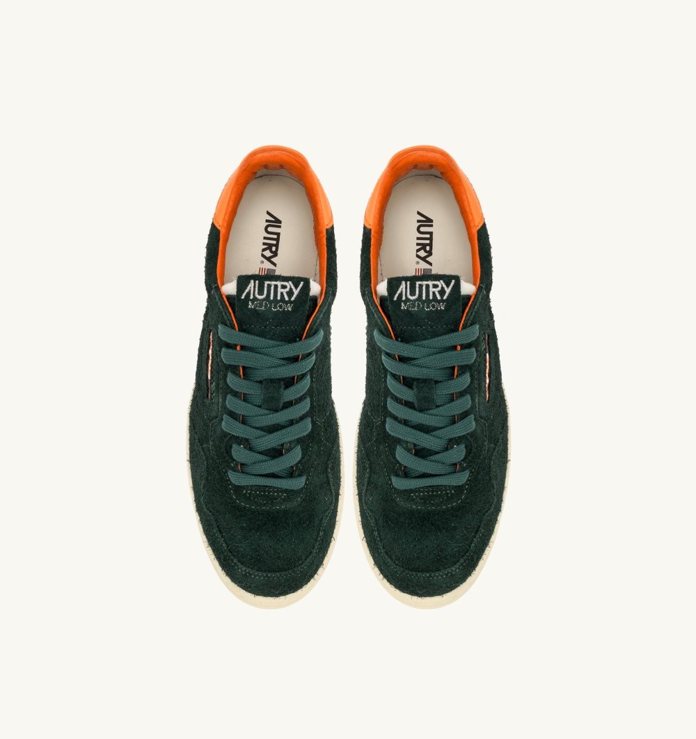 Green / Orange Autry New Flat Low Sneakers Bottle Autumn Glory Suede | ZDOSGC108