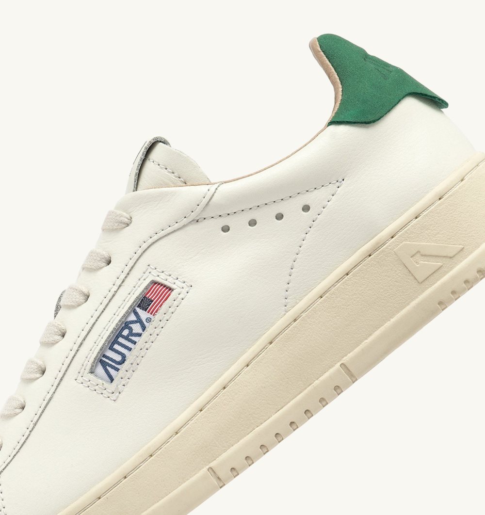 Green / White Autry Dallas Low Sneakers Amazon Leather | OTZHCJ076