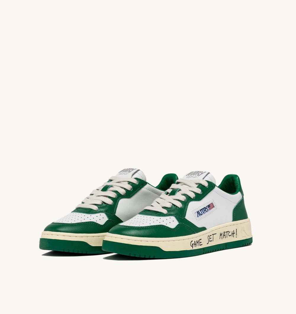 Green / White Autry Medalist Low Sneakers Amazon Leather Lettering | ELJSYP354