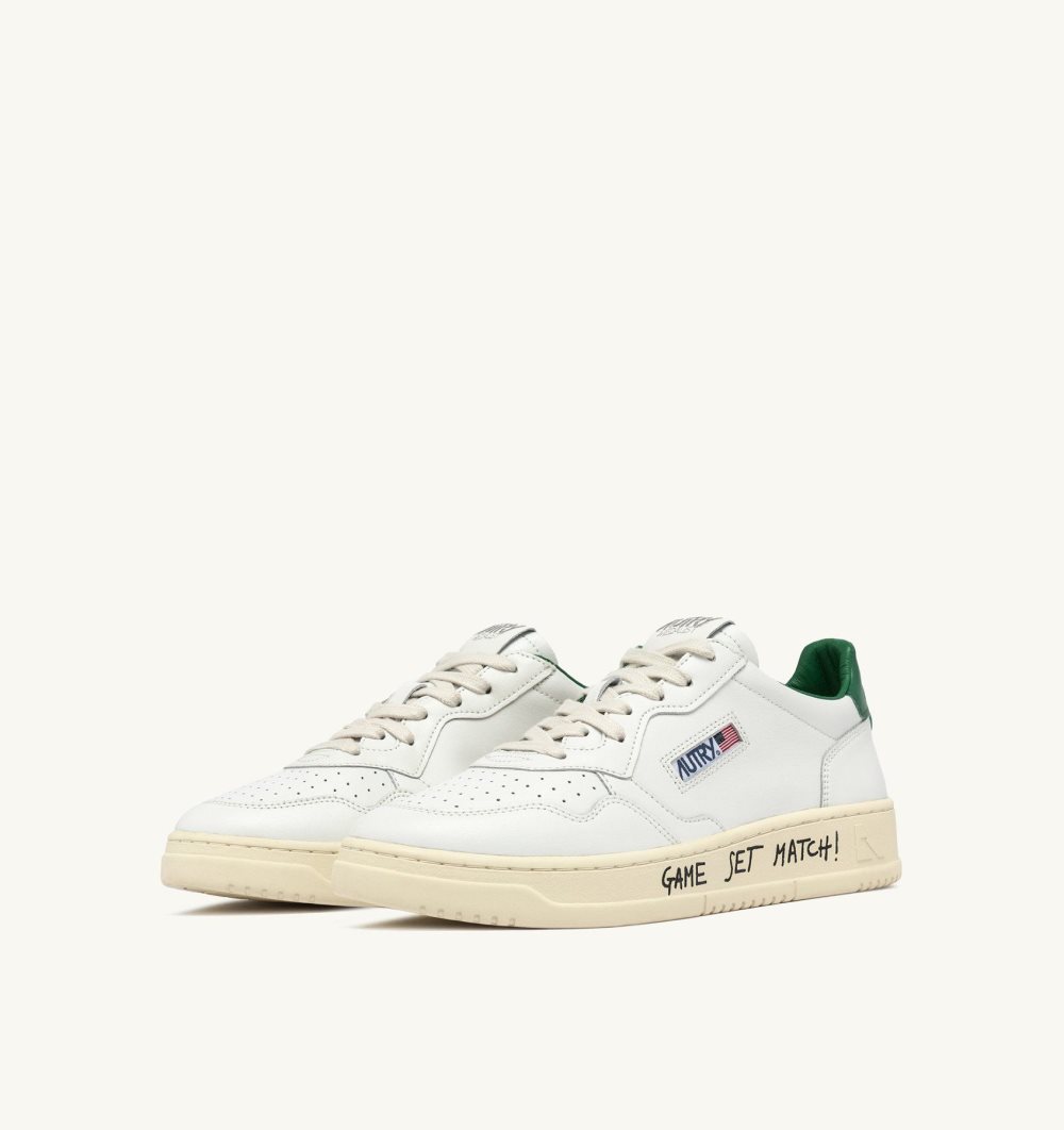 Green / White Autry Medalist Low Sneakers Leather Lettering | GFRPJE169