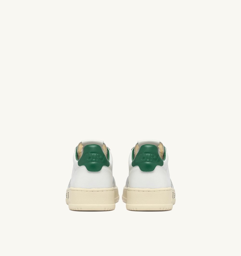 Green / White Autry Medalist Low Sneakers Leather Lettering | GFRPJE169