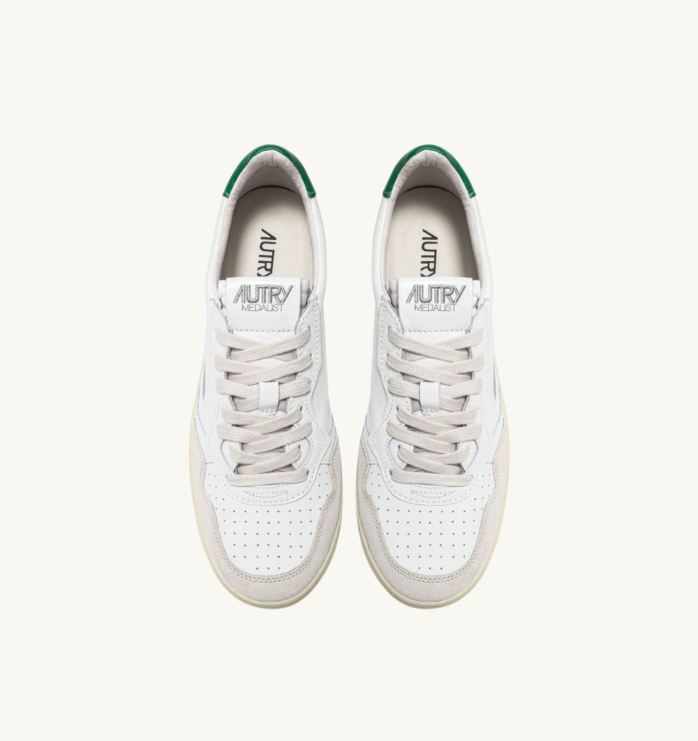 Green / White Autry Medalist Low Sneakers Amazon Leather Suede | AYSGIE051