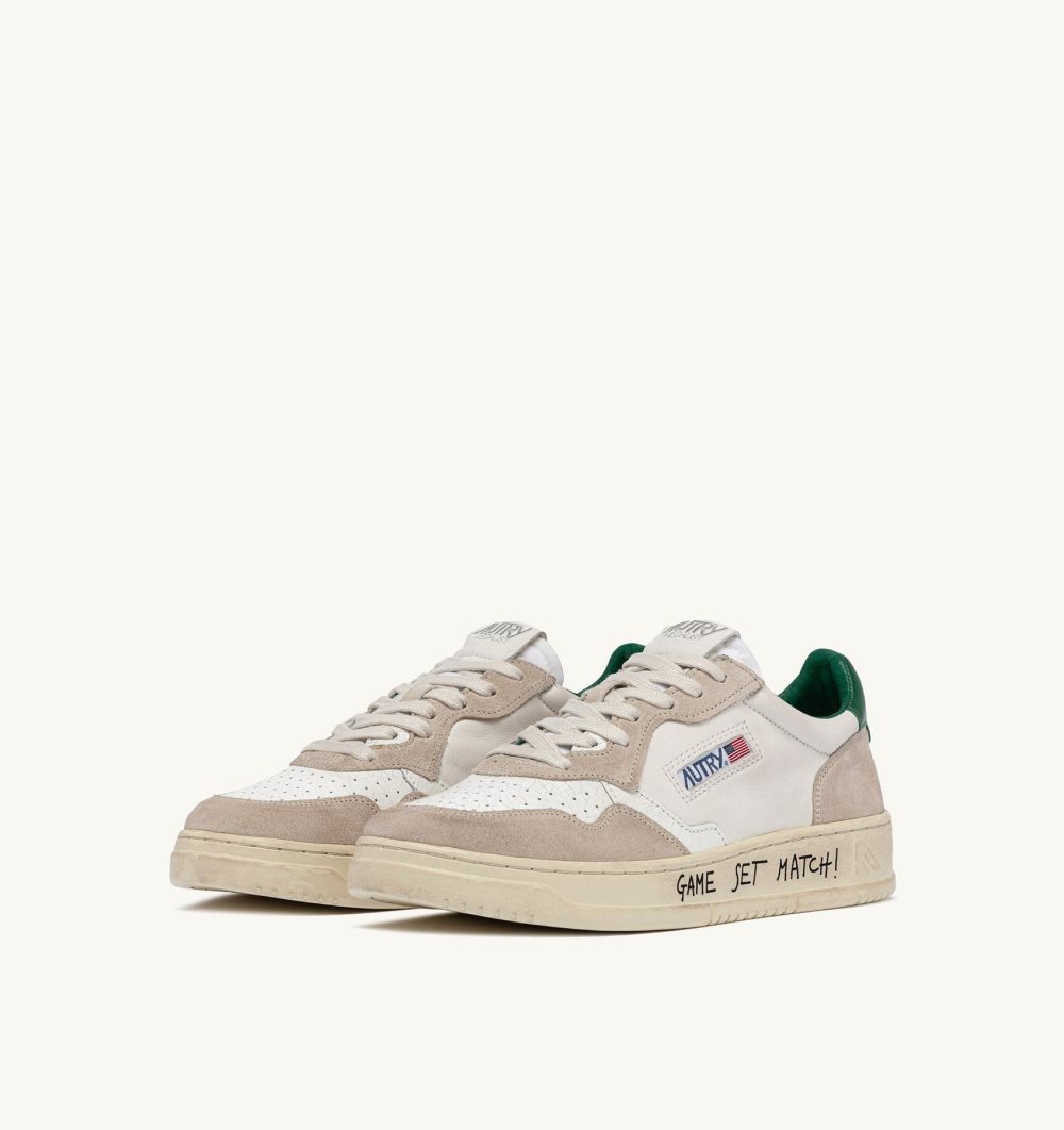 Green / White Autry Medalist Low Sneakers Leather Suede Green | IVXMKL435