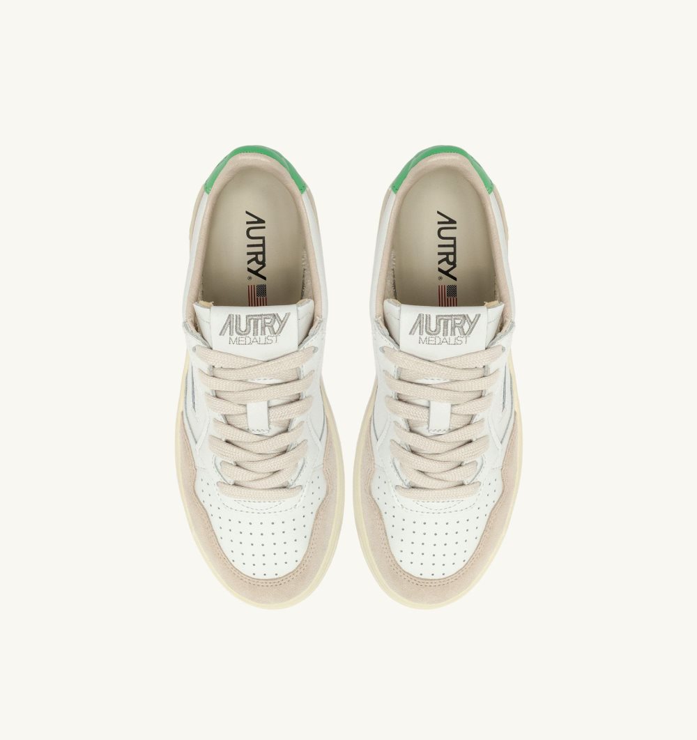 Green / White Autry Medalist Low Sneakers Leather Leather Suede | MIEKTH461