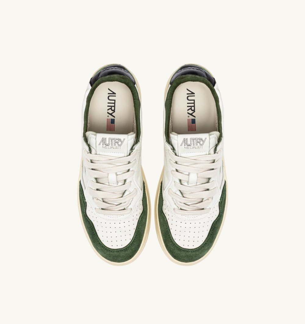 Green / White Autry Medalist Low Sneakers Military Suede Leather | XFYHJC065