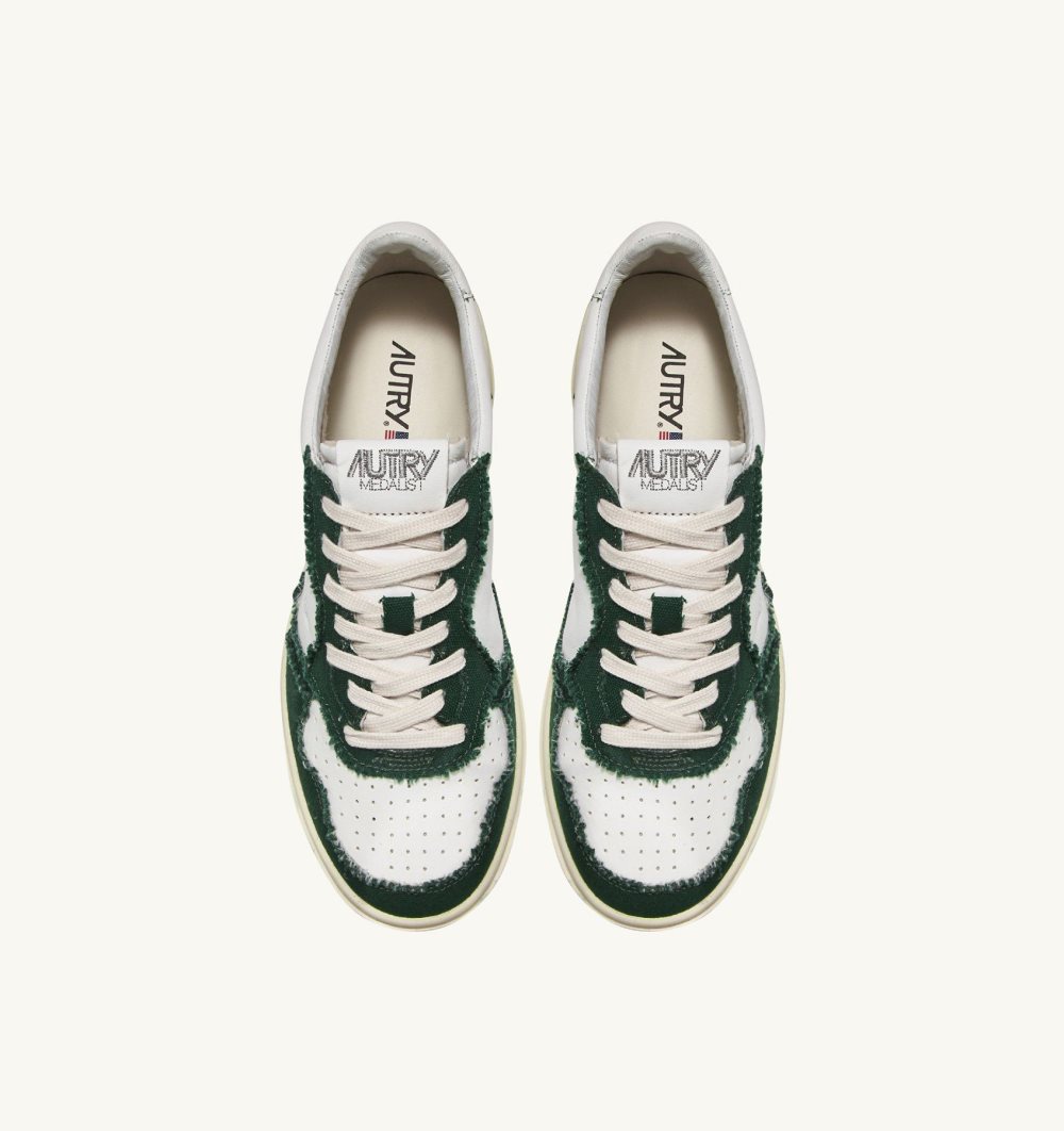 Green / White Autry Two-tone Medalist Low Sneakers Soft Goatskin Frayed Canvas | YPXSFU187