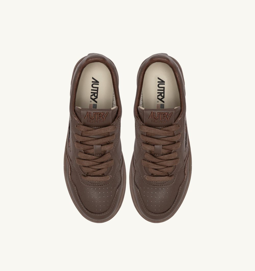 Marrone Autry Medalist Low Sneakers Matte Patridge Leather | FGMUYA913