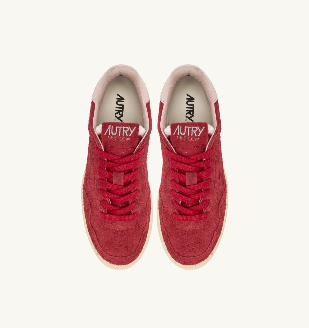 Pink / Red Autry New Flat Low Sneakers Powder Suede | ZDGKCX340