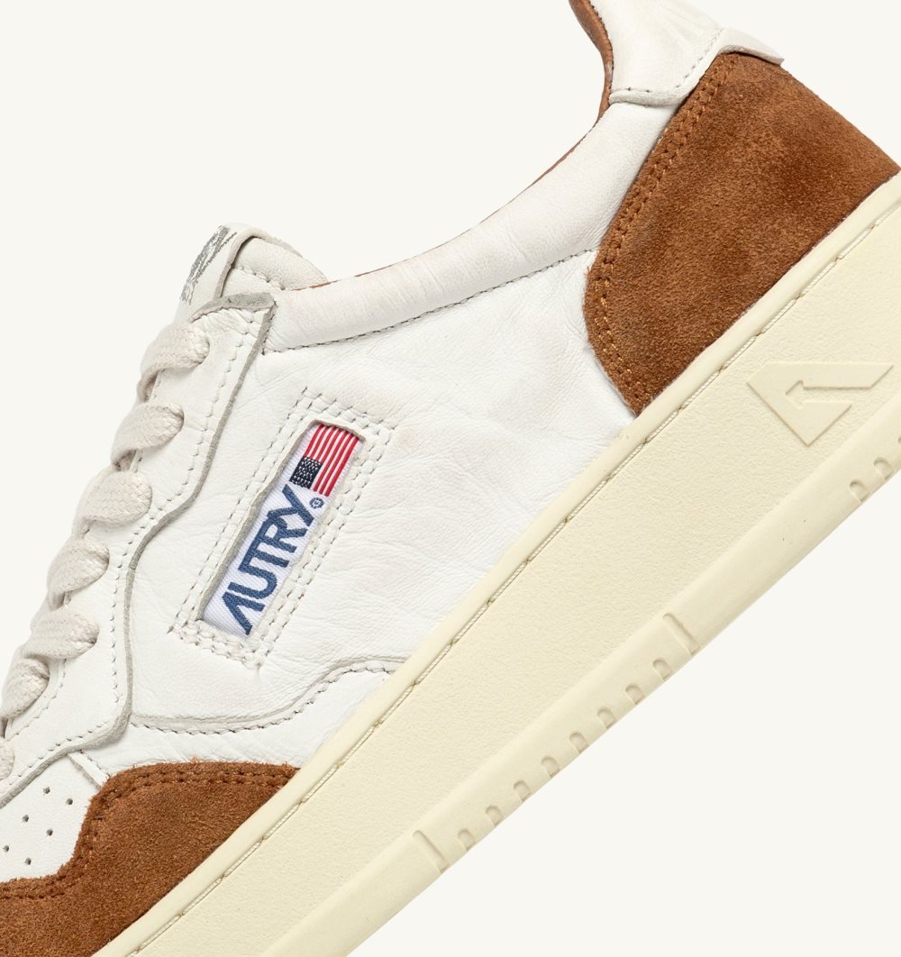 White Autry Medalist Low Sneakers Goatskin Suede | ZKEVYN427