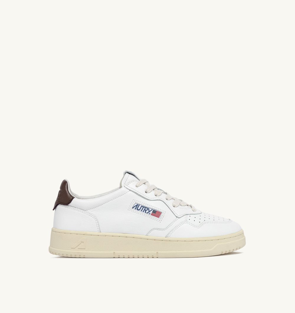 White Autry Medalist Low Sneakers Leather | GWTCFM081