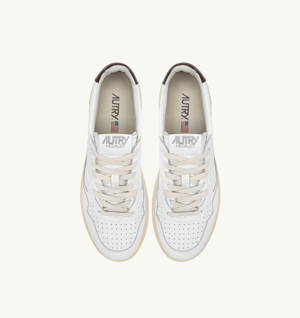 White Autry Medalist Low Sneakers Leather | CEQARH873