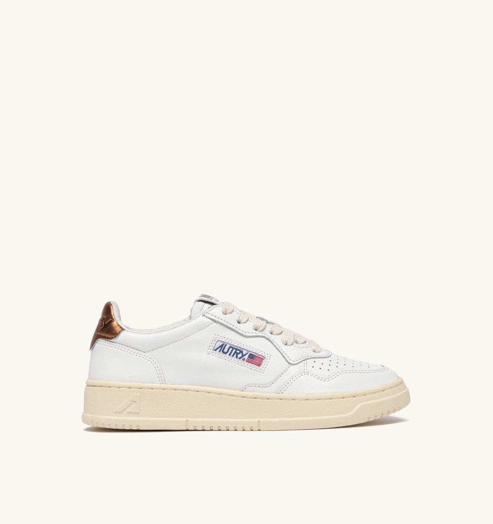 White Autry Medalist Low Sneakers Leather | CVORTN428