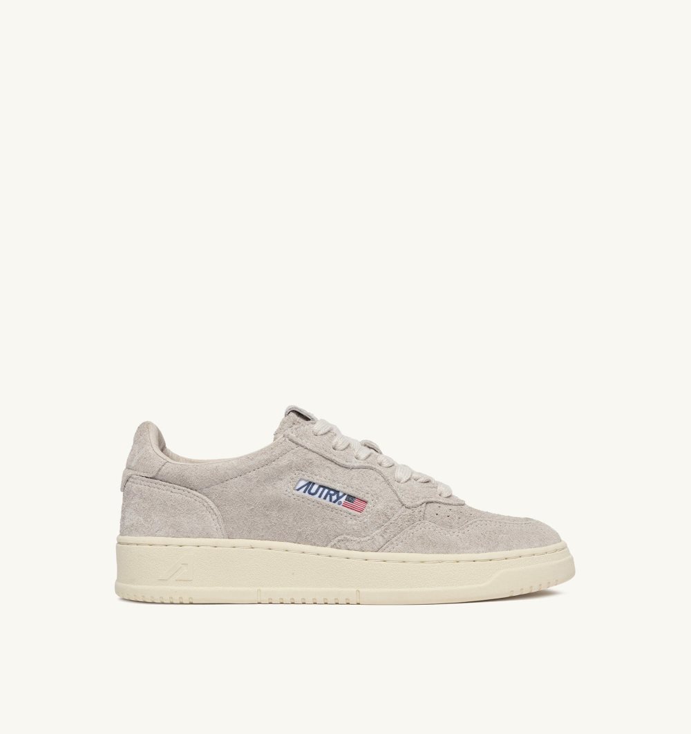 White Autry Medalist Low Sneakers Suede | LHPYSK140