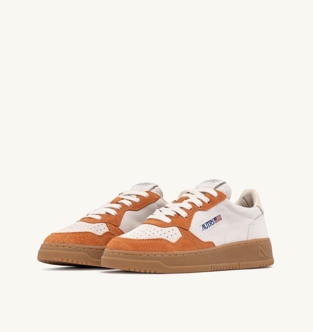 White Autry Medalist Low Sneakers Suede | XGUPTL365