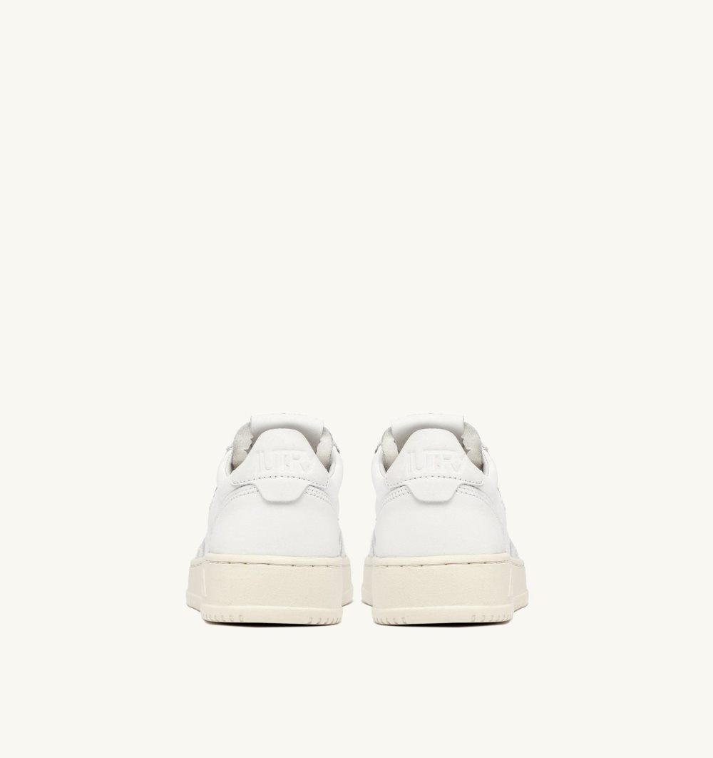 White Autry Medalist Low Sneakers Super-soft Nappa | EYDWBX136