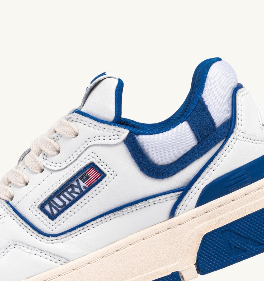 White / Blue Autry Clc Low Sneakers Leather Princess Suede | HUETWY845