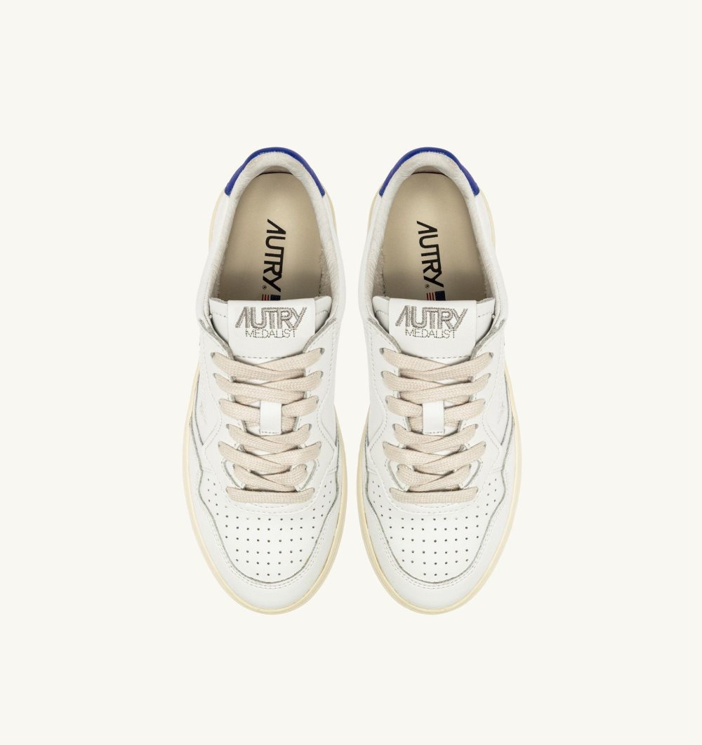 White / Blue Autry Medalist Low Sneakers Leather | WRBDQM982