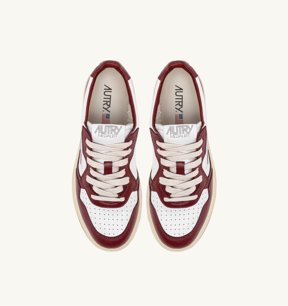 White / Burgundy Autry Medalist Low Bicolor Sneakers Syrah Leather | TLQRUI845