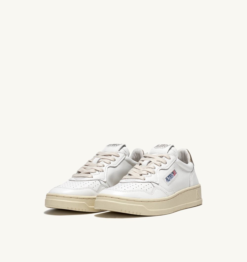 White / Gold Autry Medalist Low Sneakers Leather | TREPHV349