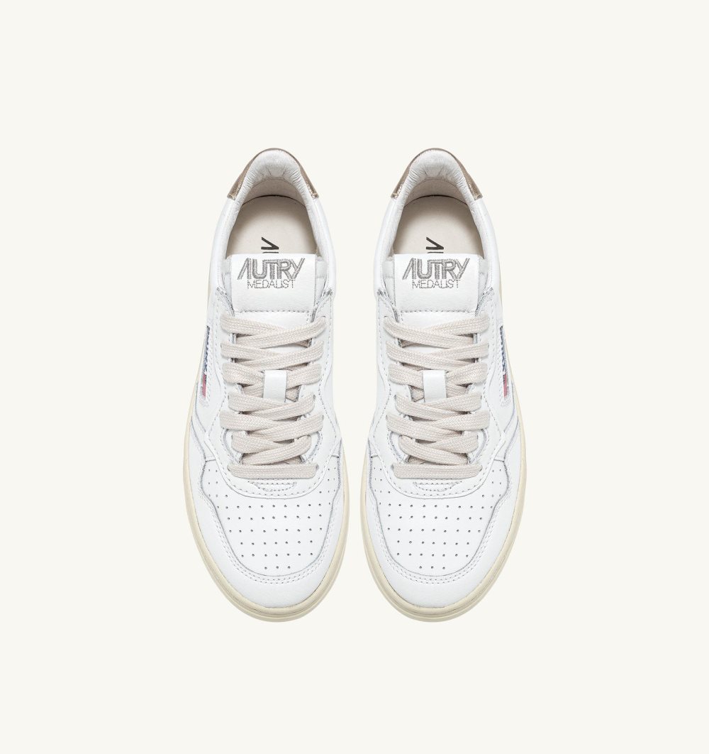 White / Gold Autry Medalist Low Sneakers Leather | TREPHV349