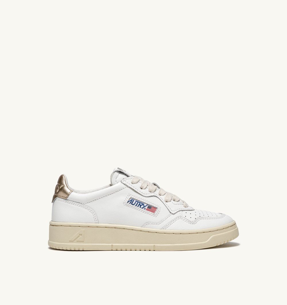 White / Gold Autry Medalist Low Sneakers Leather | TREPHV349