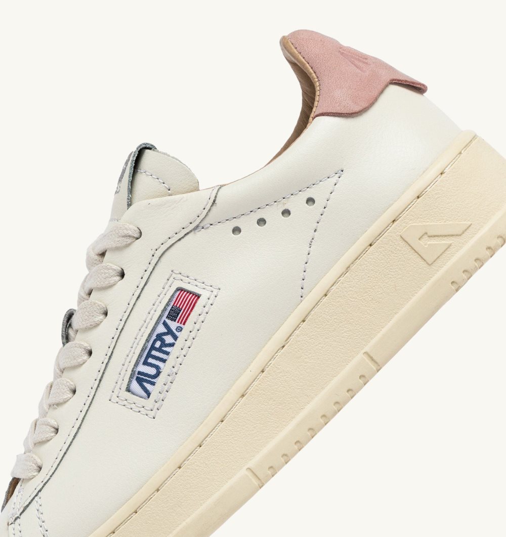 White / Pink Autry Dallas Low Sneakers Powder Leather | QOZTCE297