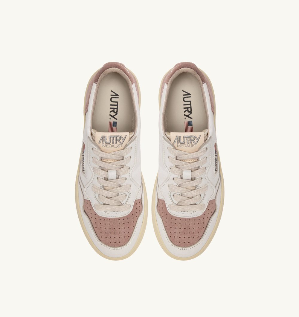 White / Pink Autry Medalist Low Sneakers Leather Nude | HAJGXW437