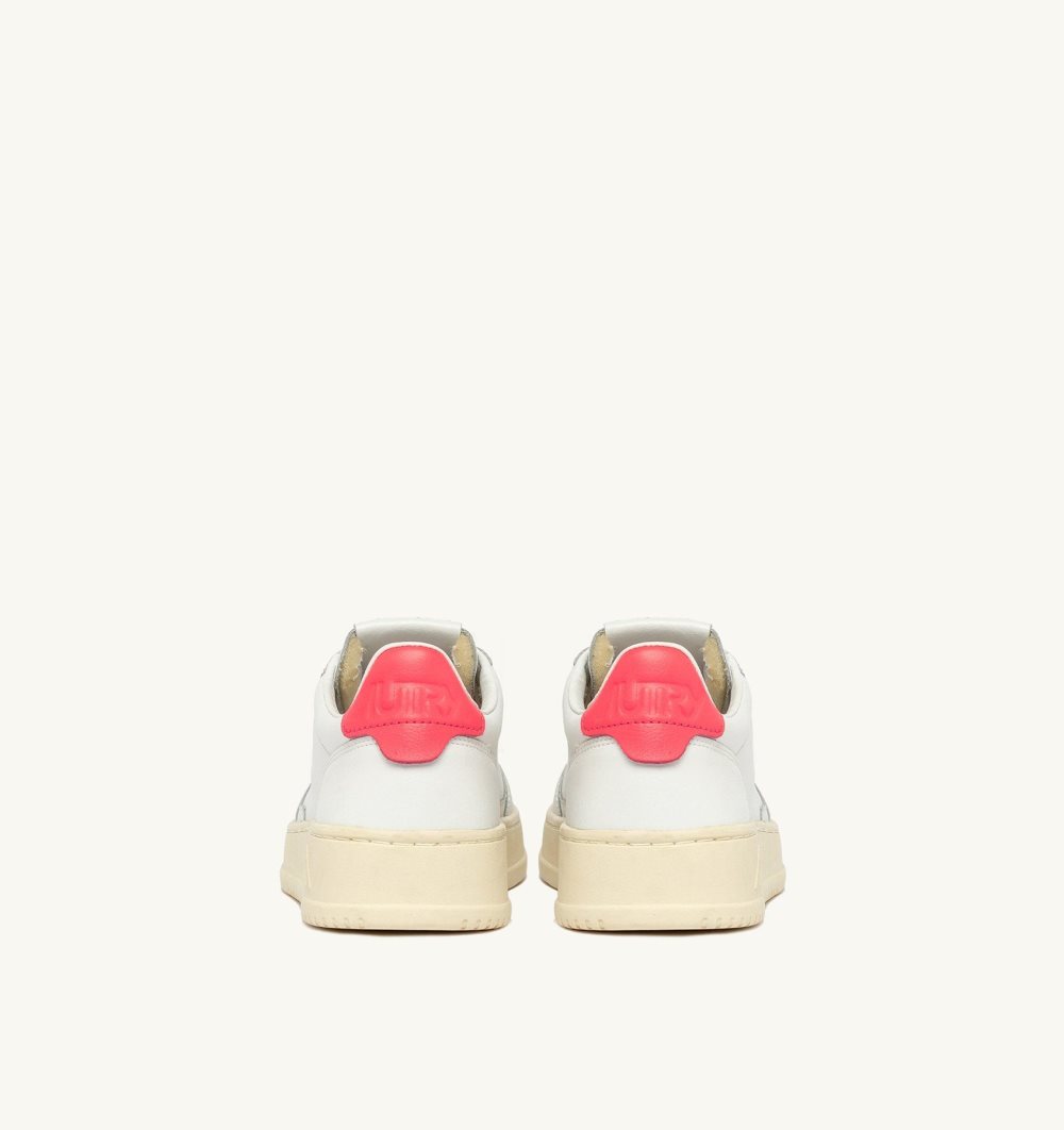 White / Pink Autry Medalist Low Sneakers Leather | KQOWDI147