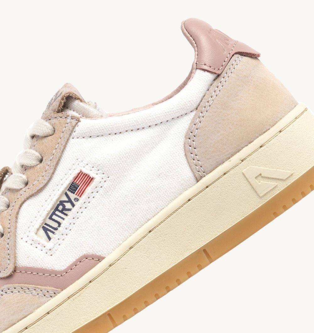 White / Pink Autry Medalist Low Sneakers Canvas Leather | NETAIU942