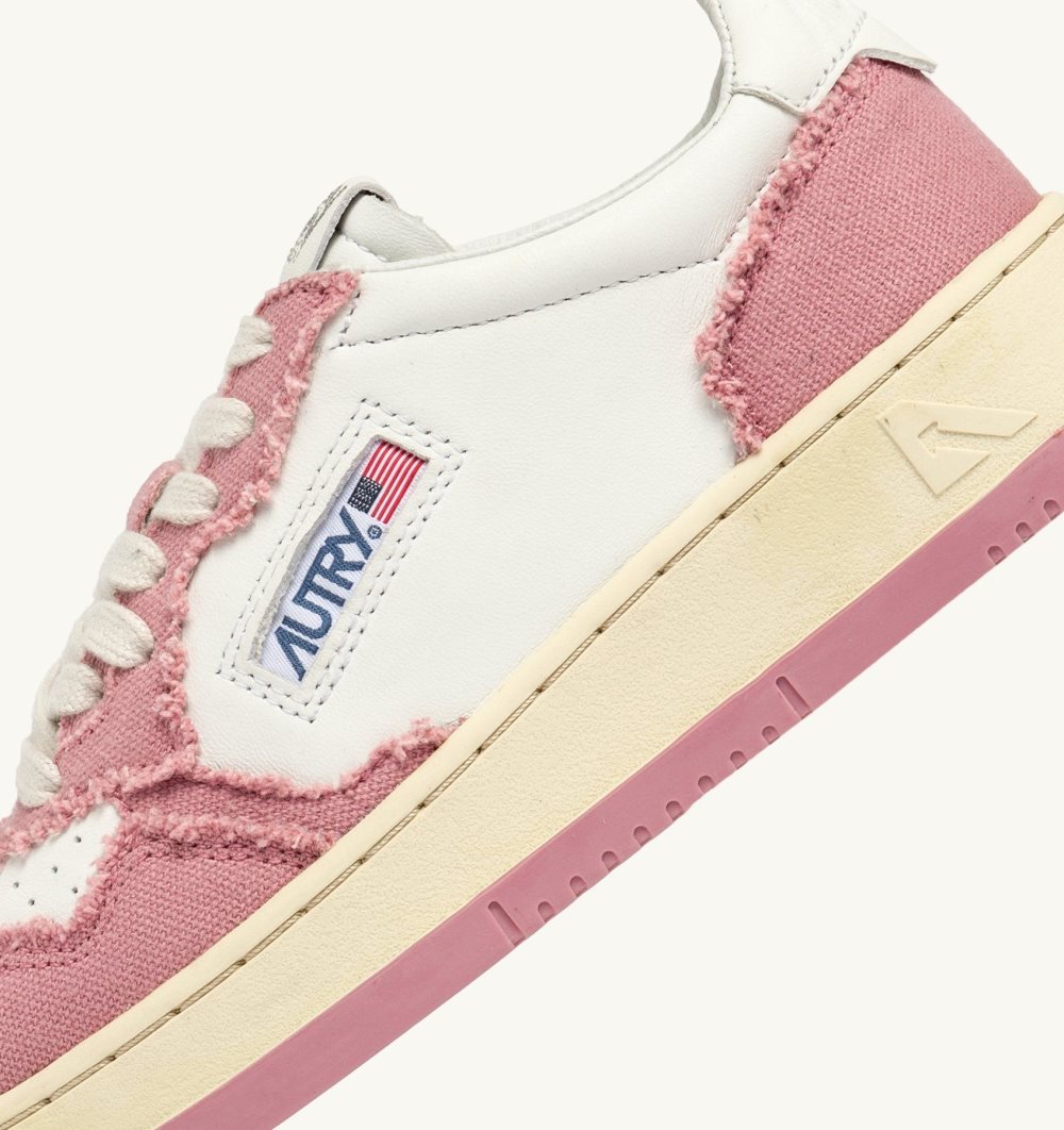 White / Pink Autry Medalist Low Sneakers Leather Canvas | RZFEAP681