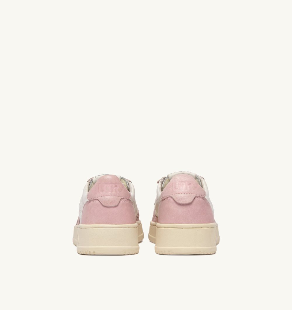 White / Pink Autry Medalist Low Sneakers Washed Goatskin | TNREYO964