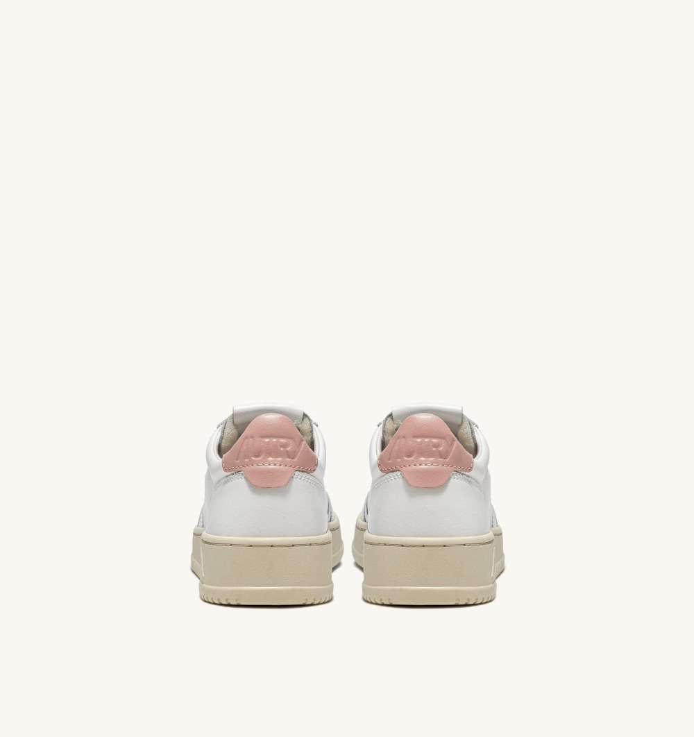 White / Pink Autry Medalist Low Sneakers Leather | XVSTQN607