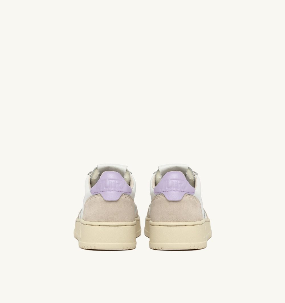 White / Purple Autry Medalist Low Sneakers Lilac Leather Suede | TGVALR124