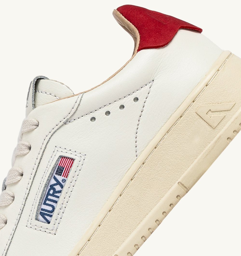 White / Red Autry Dallas Low Sneakers Leather | IJLXCT359