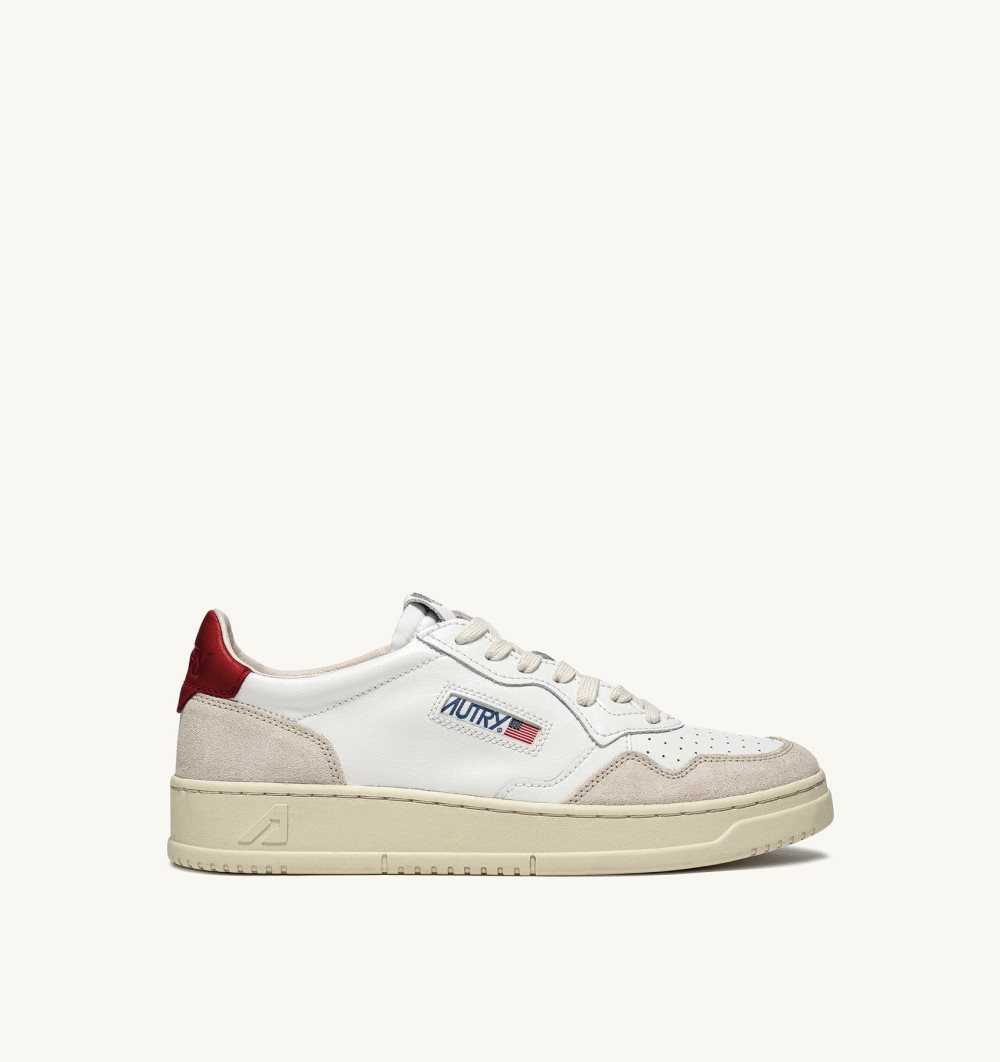 White / Red Autry Medalist Low Sneakers Leather Suede | OMHFVG267