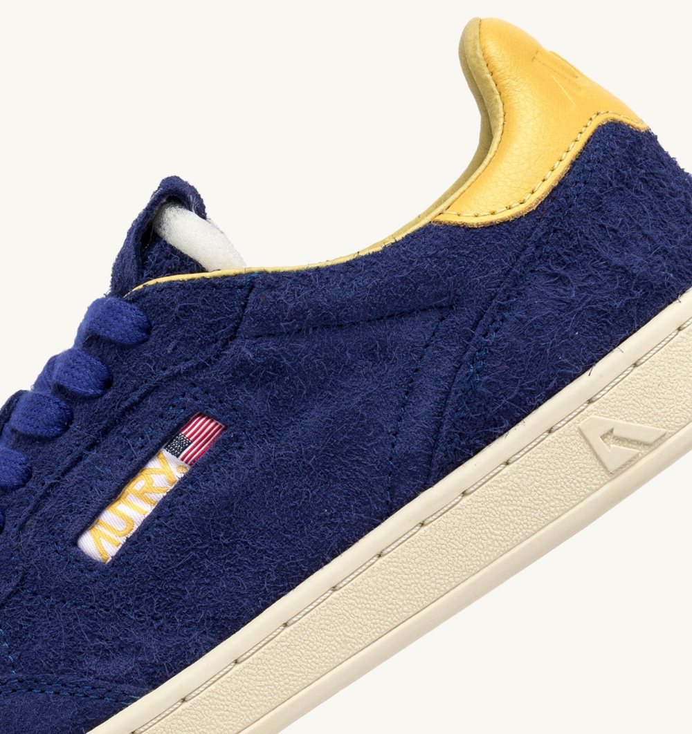 Yellow / Blue Autry New Flat Low Sneakers Lanzuli Dandelion Suede | PZKOBH692