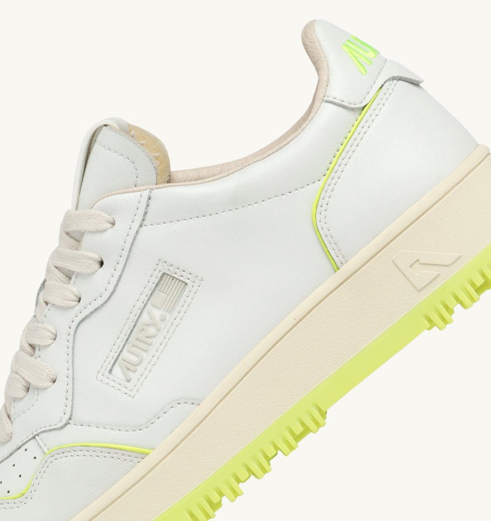 Yellow / White Autry Golf Low Sneakers Leather | TINRXZ018